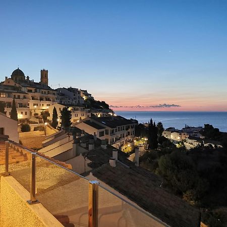 Atico-Duplex Con Vistas Al Mar Y Casco Antiguo En Alteaアパートメント エクステリア 写真